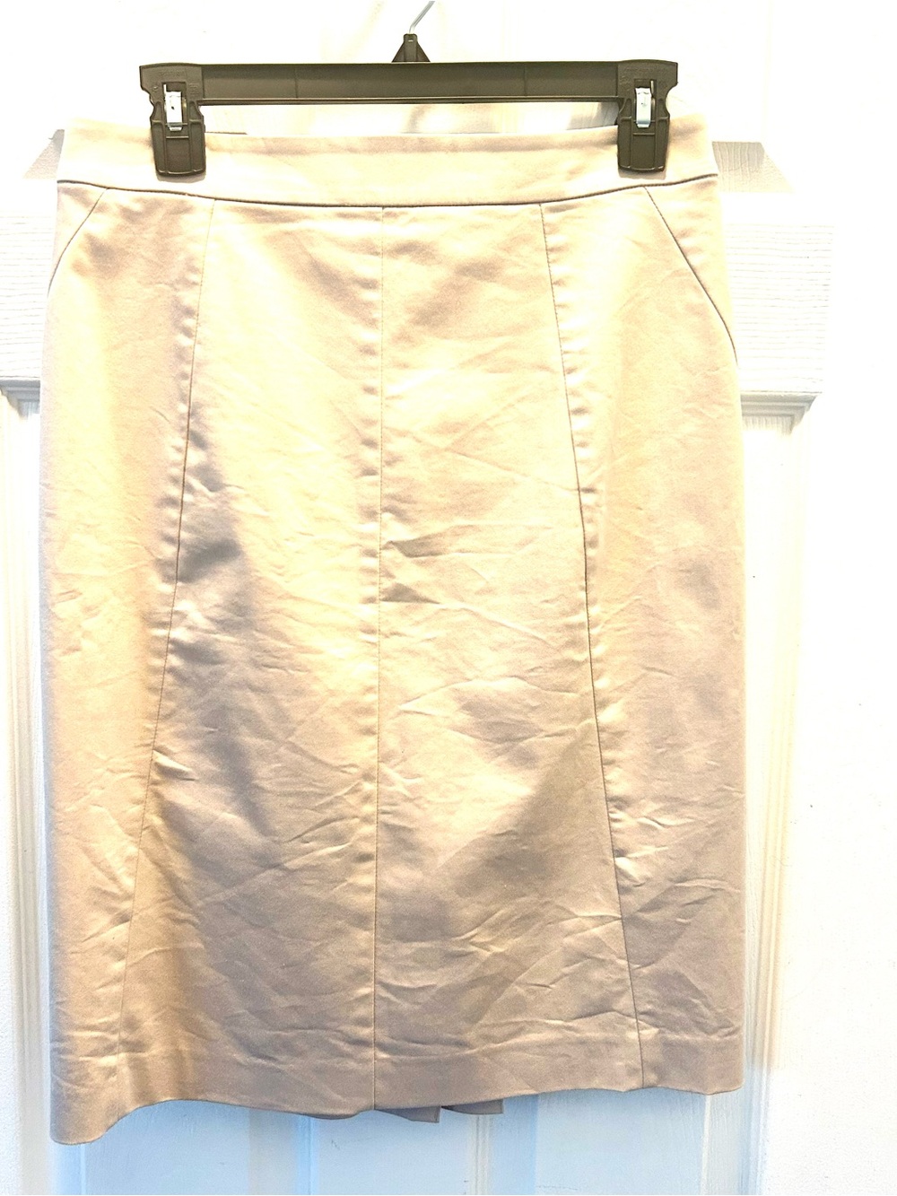 Ann Taylor Pencil Skirt Women’s 4 Beige Solid Knee Length Regular